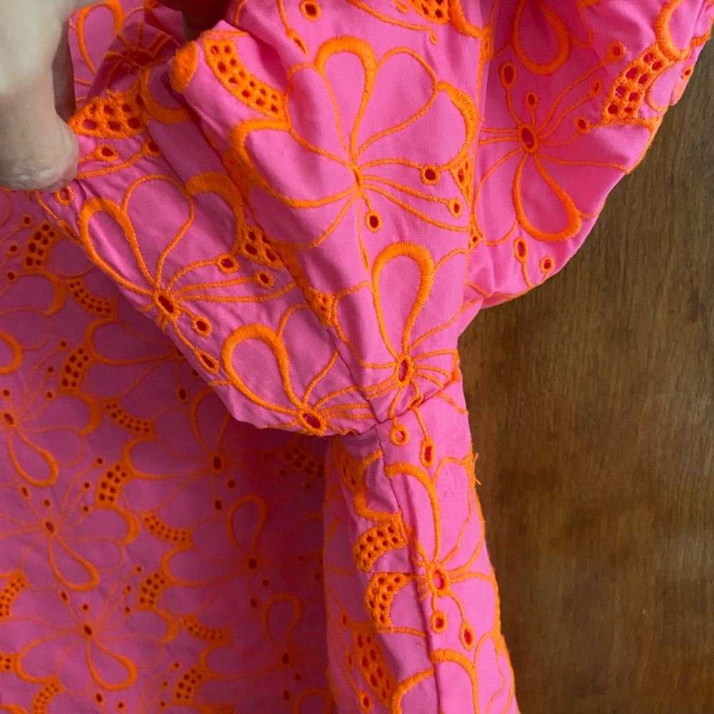 NWOT Lilly Pulitzer Lailah eyelet top - Picture 5 of 15